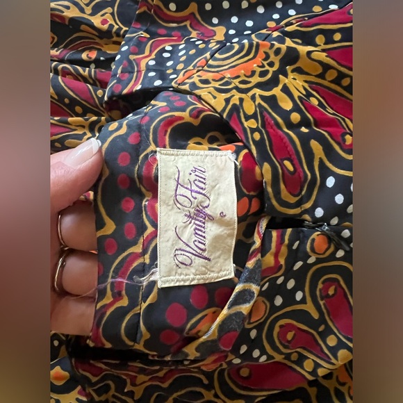 Vanity fair vintage 70s maxi dress, petite - Picture 3 of 6